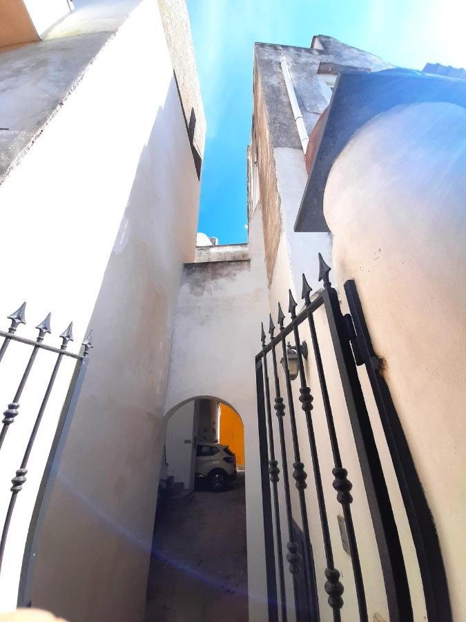 O' Suppigno - Historic House Apartment Procida Ngoại thất bức ảnh